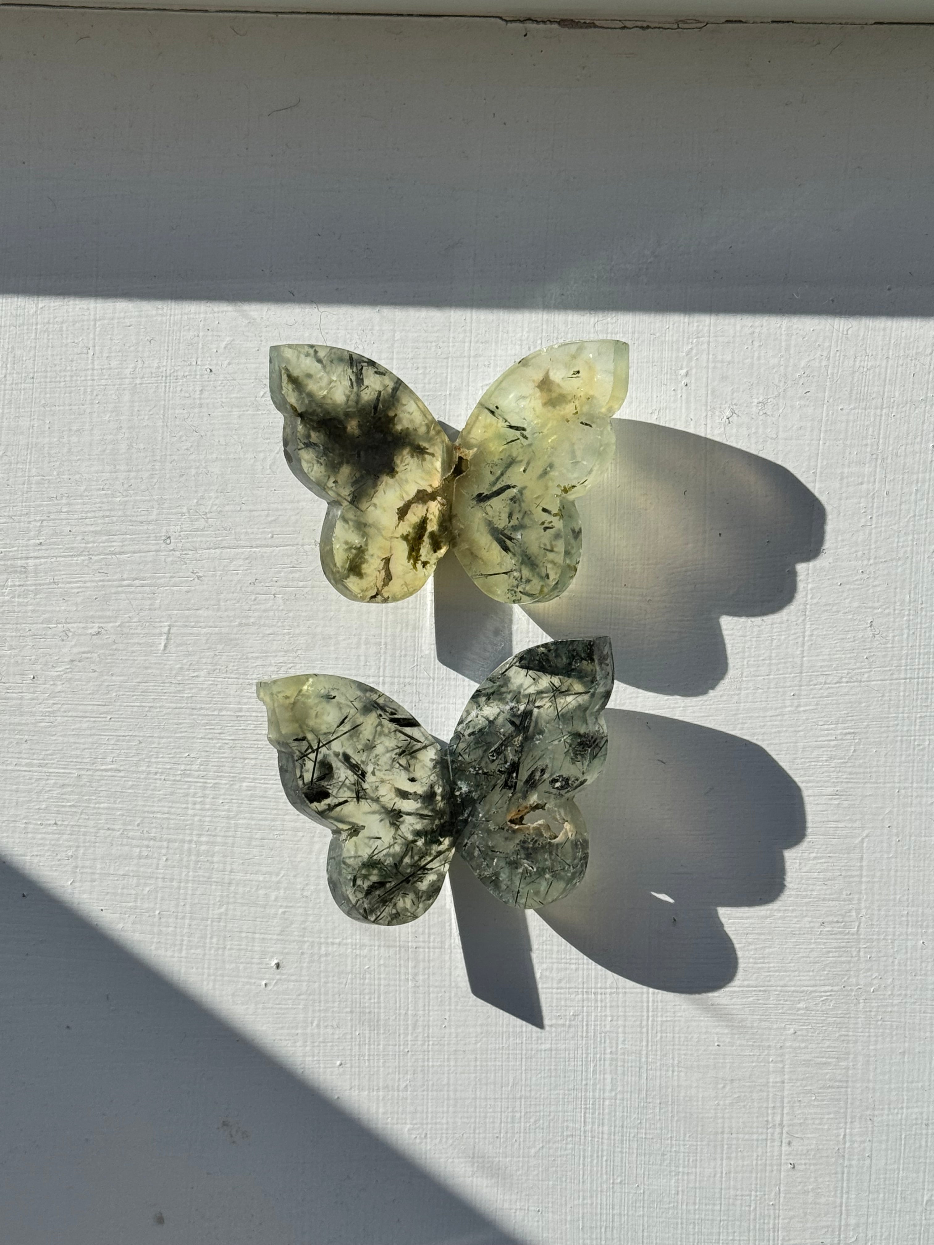 Prehnite Butterfly Carving – Handcrafted Nature Décor | Natural Obsidian Sculpture |