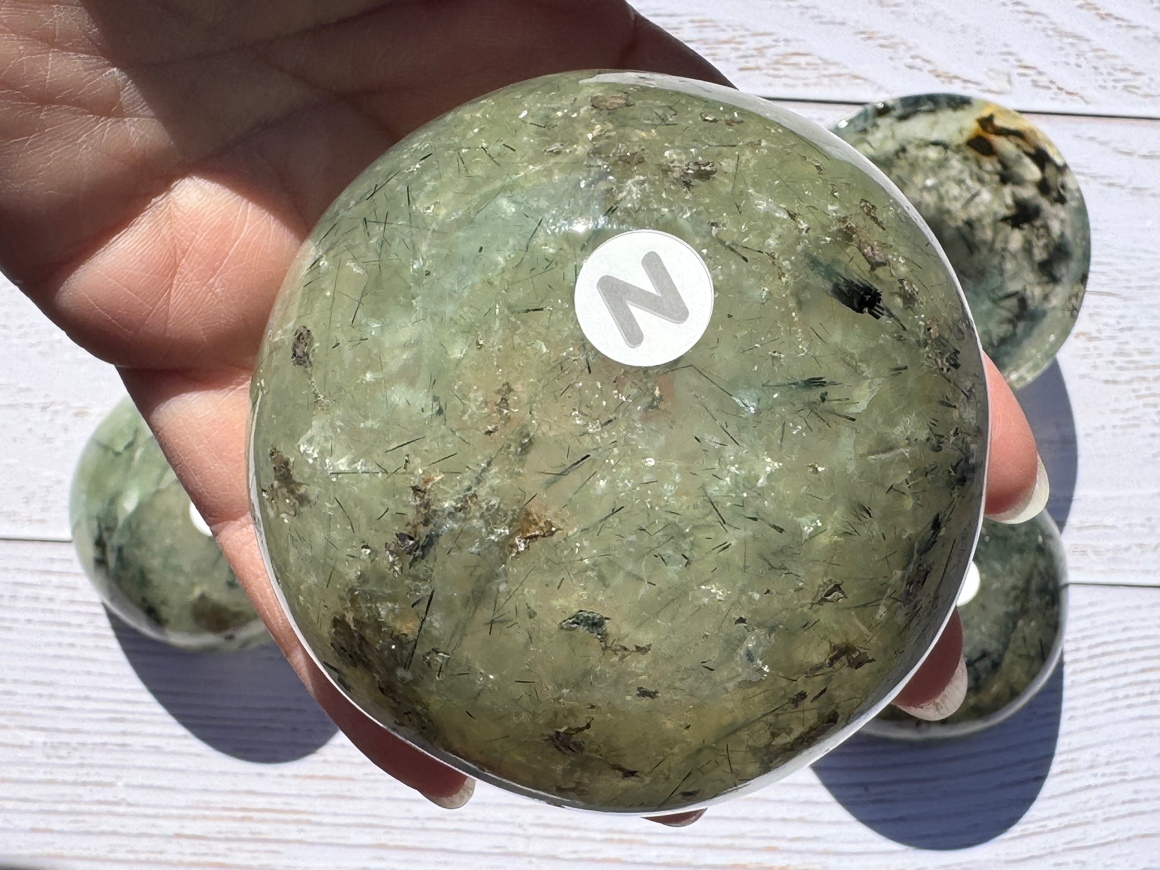 Prehnite 3inch bowl – Handcrafted Nature Décor | Natural crystal Sculpture | (Copy)