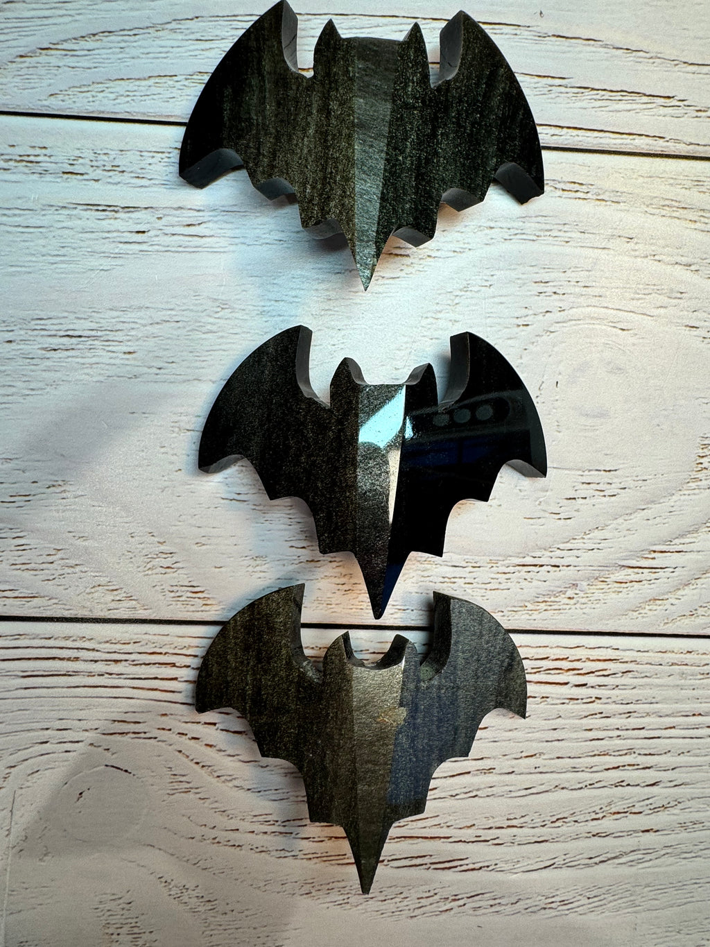 Sliver Sheen Obsidian 3D Bat – Polished Grounding Crystal for Protection, Stability & Emotional Clarity