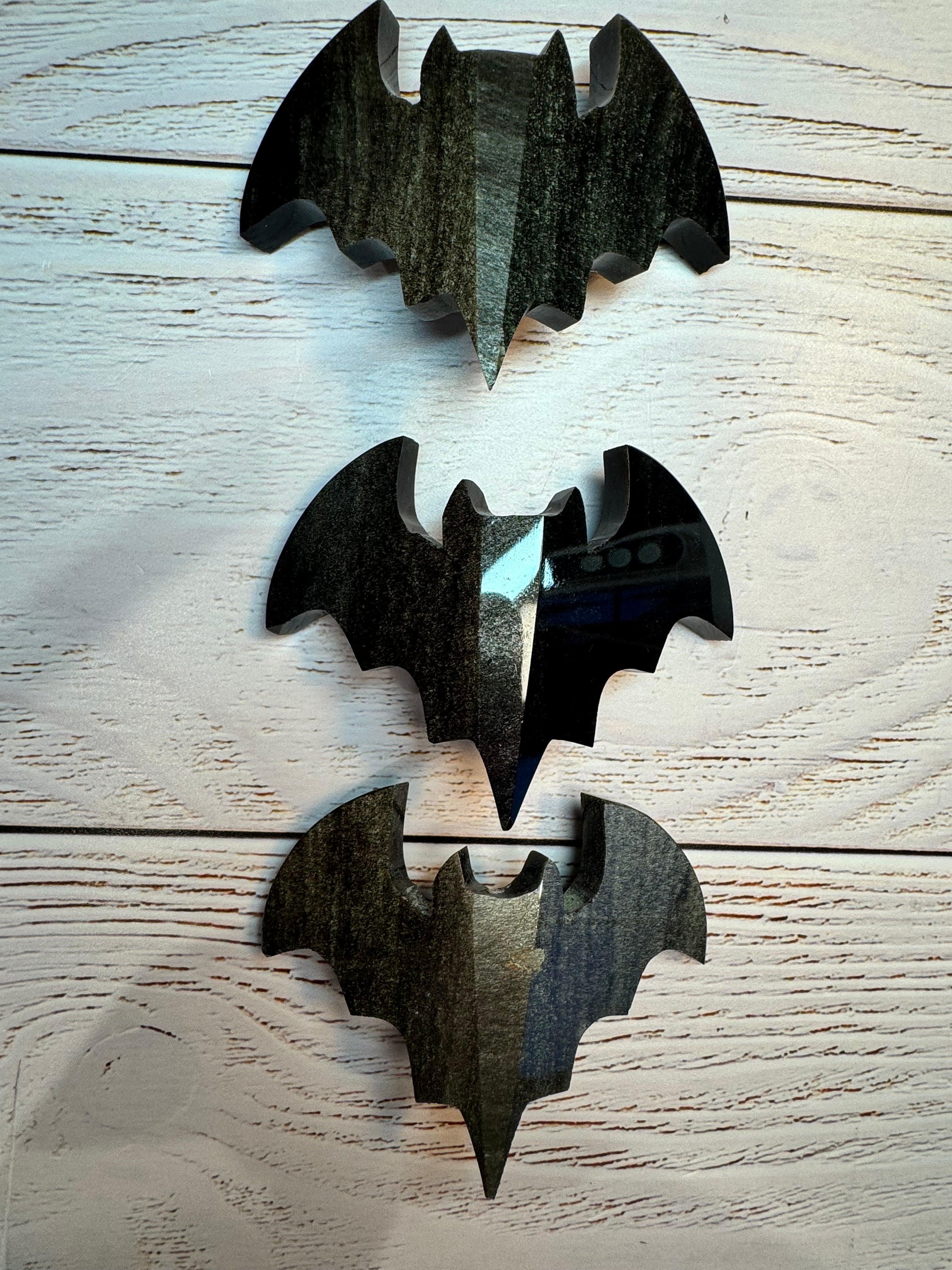 Sliver Sheen Obsidian 3D Bat – Polished Grounding Crystal for Protection, Stability & Emotional Clarity
