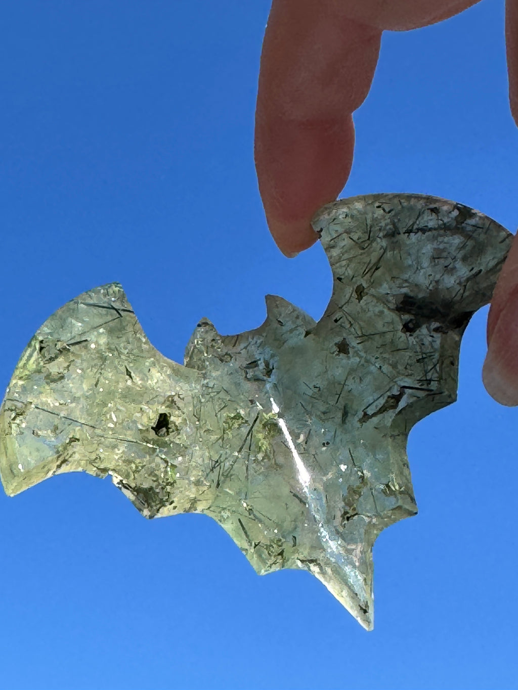 Prehnite Bat Carving – Handcrafted Nature Décor | Natural crystal Sculpture |