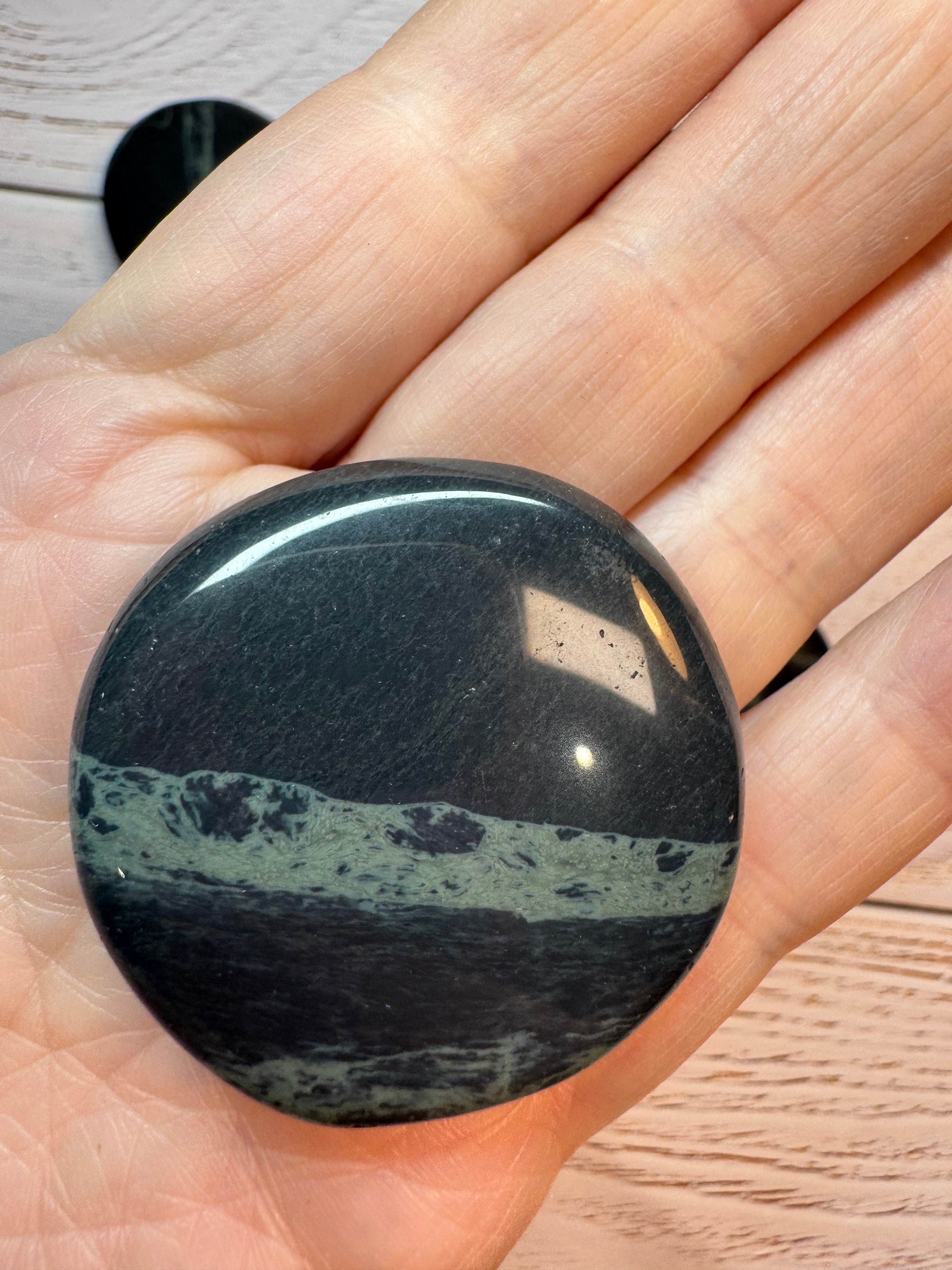 spiderweb Obsidian palm stone – Polished Grounding Crystal for Protection, Stability & Emotional Clarity