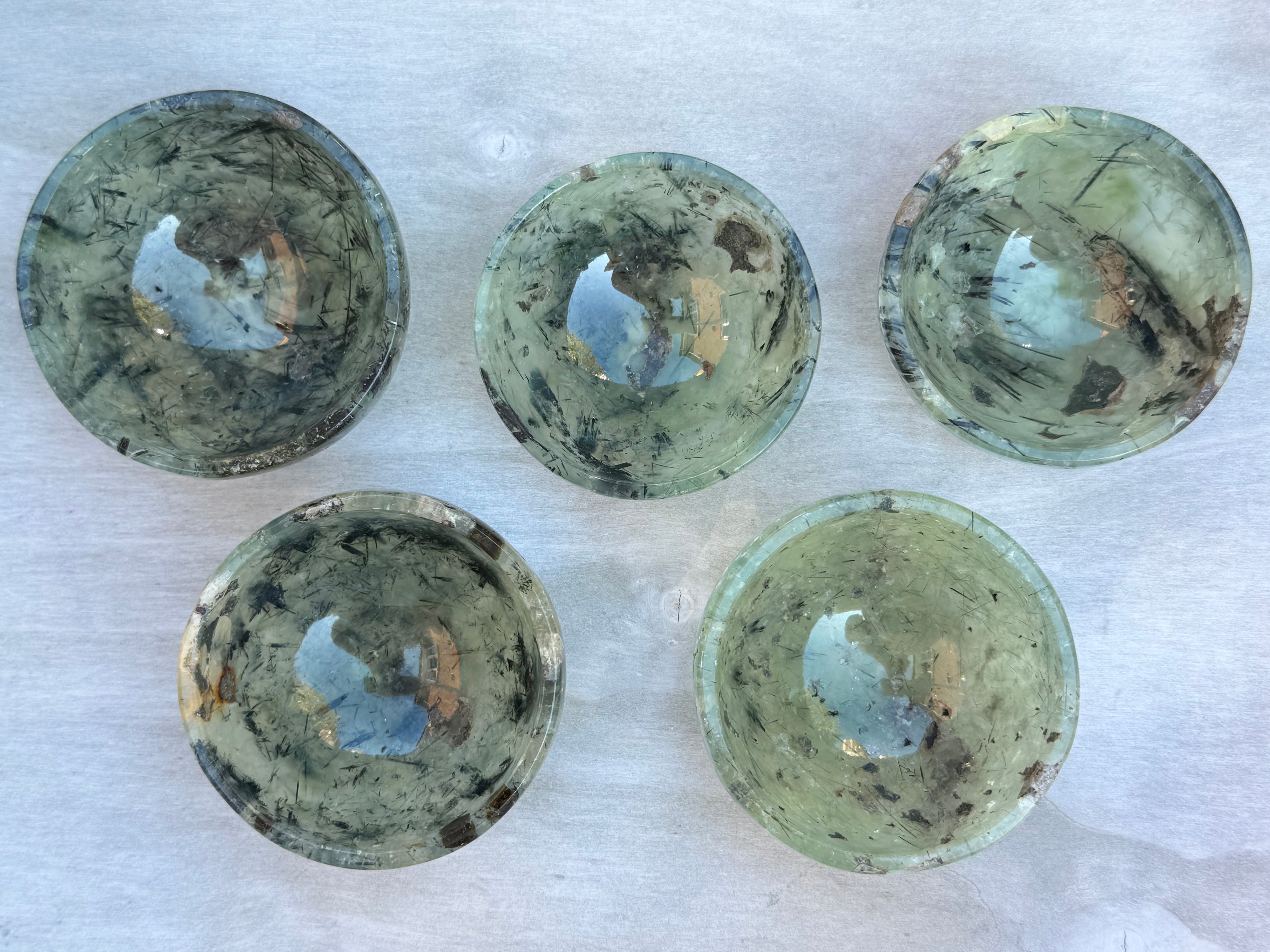 Prehnite 3inch bowl – Handcrafted Nature Décor | Natural crystal Sculpture | (Copy)