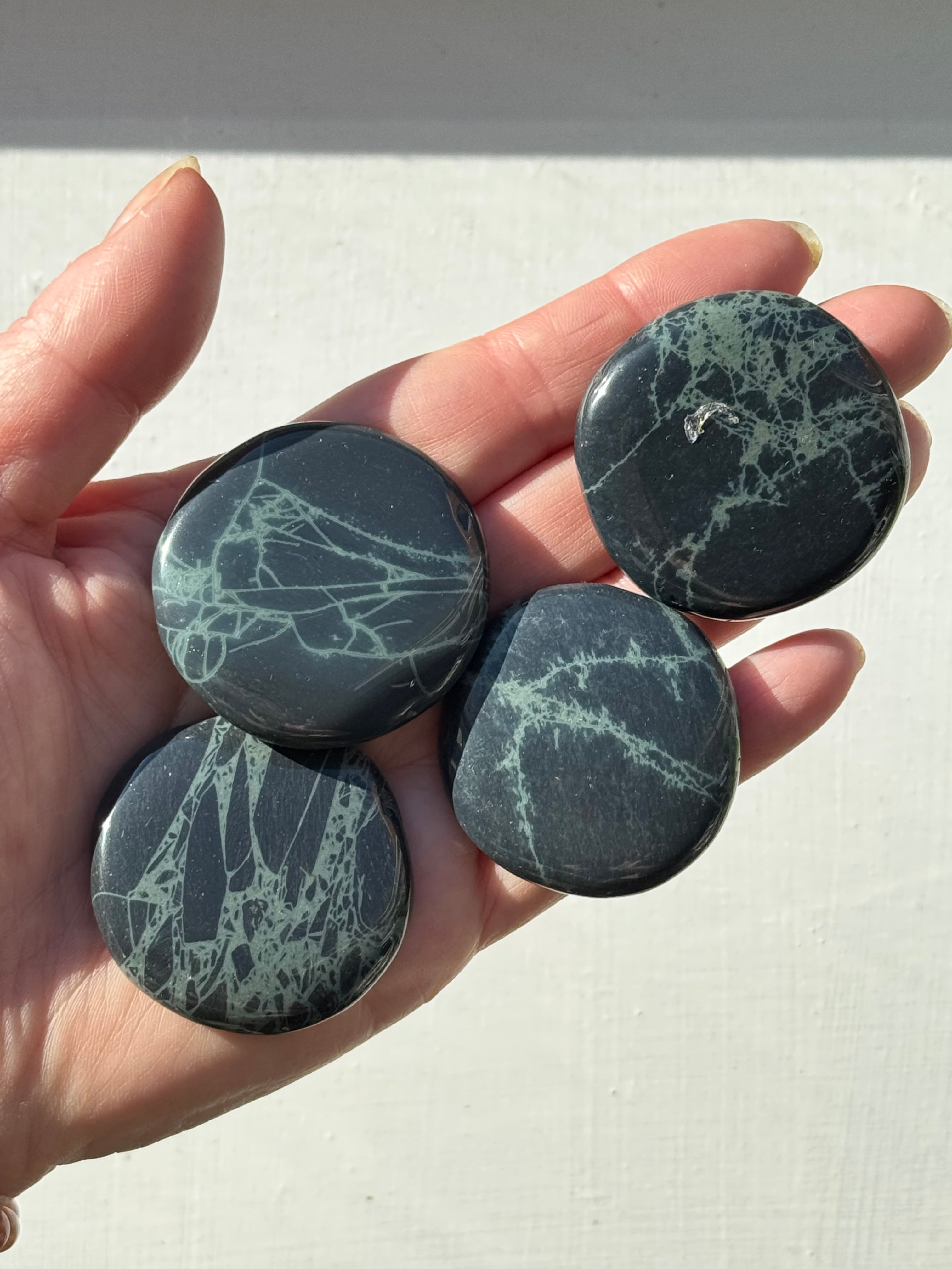spiderweb Obsidian palm stone – Polished Grounding Crystal for Protection, Stability & Emotional Clarity