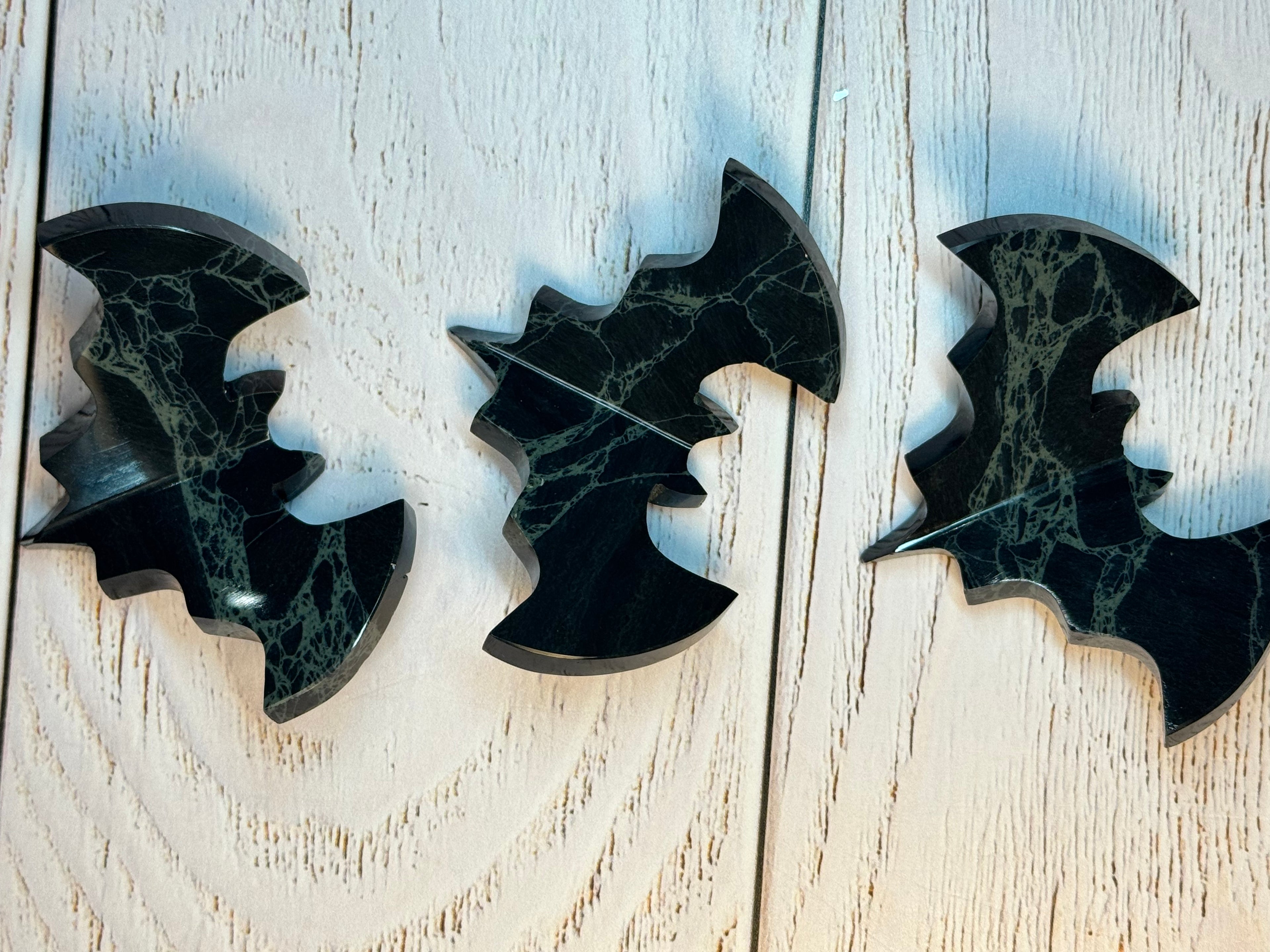 spiderweb Obsidian 3D Bat – Polished Grounding Crystal for Protection, Stability & Emotional Clarity