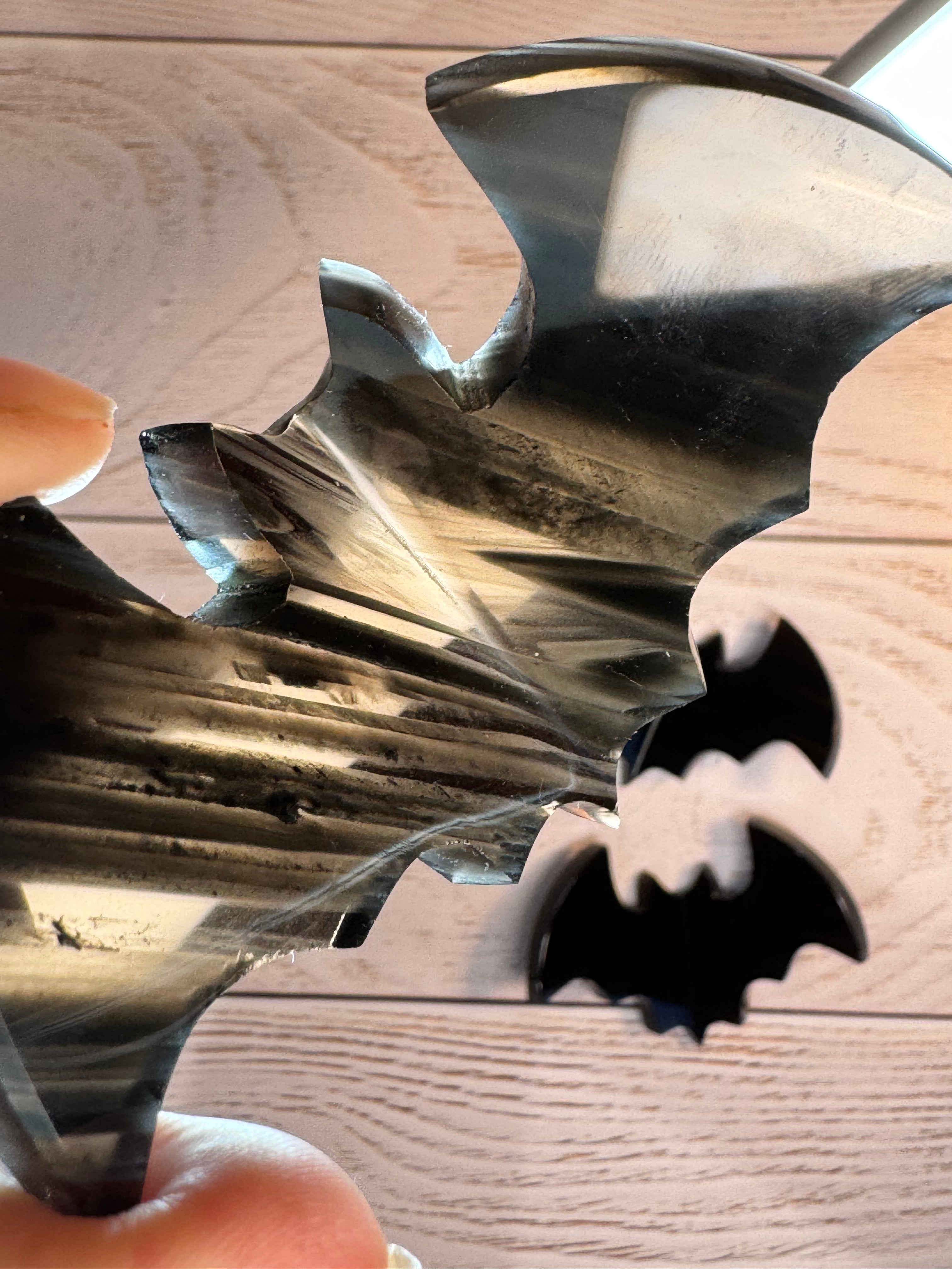 Sliver Sheen Obsidian 3D Bat – Polished Grounding Crystal for Protection, Stability & Emotional Clarity