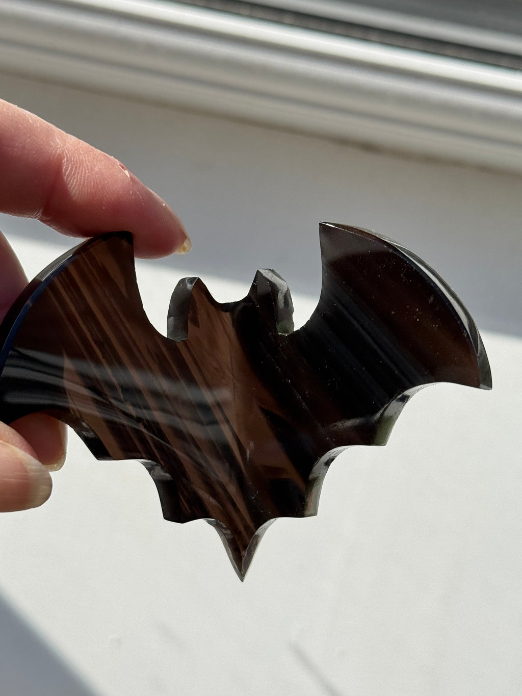 Midnight Lace Obsidian Bat Carving – Handcrafted Gothic Décor | Natural Obsidian Sculpture | Dark Academia | Halloween