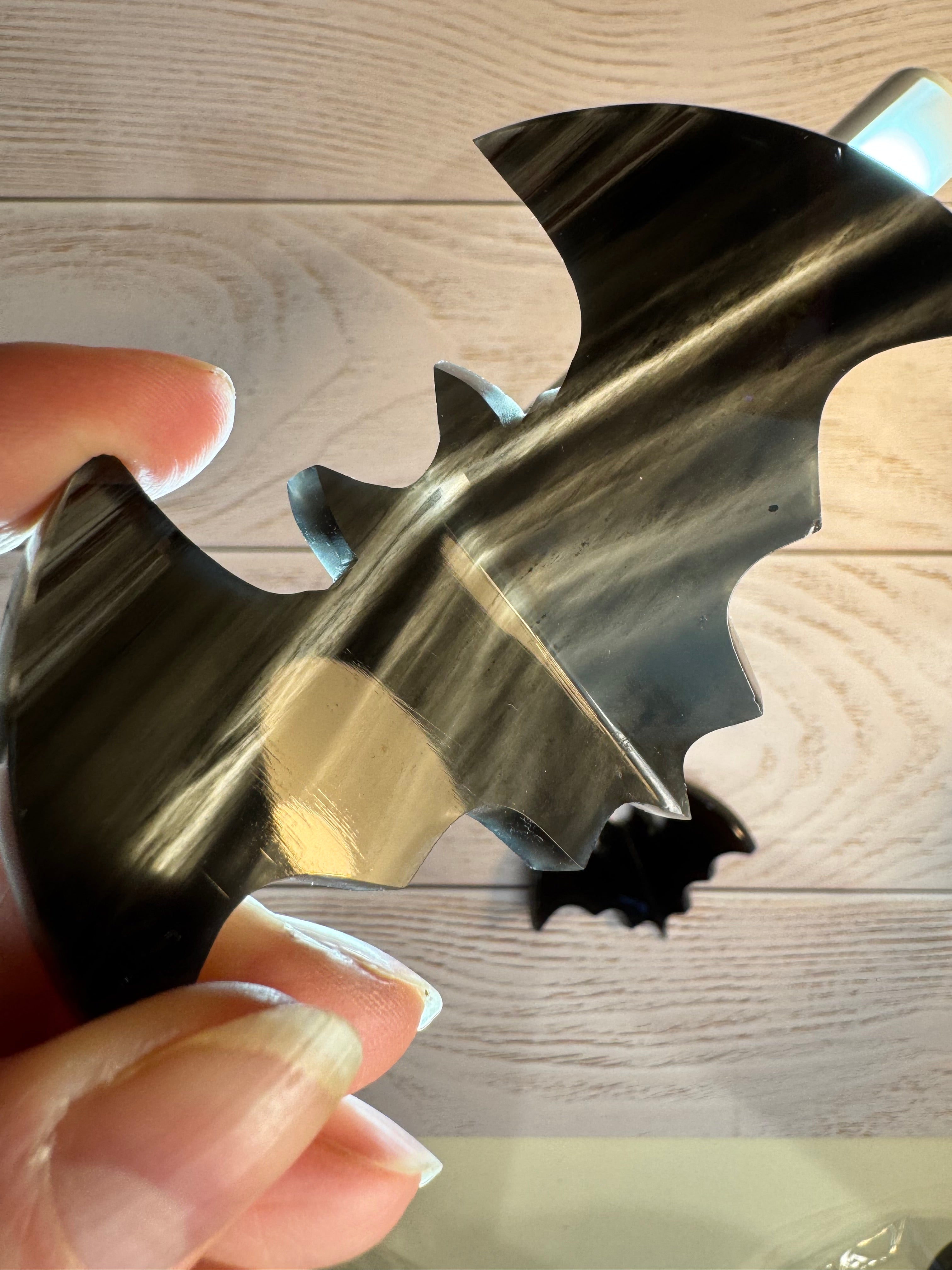 Midnight Lace Obsidian Bat Carving – Handcrafted Gothic Décor | Natural Obsidian Sculpture | Dark Academia | Halloween