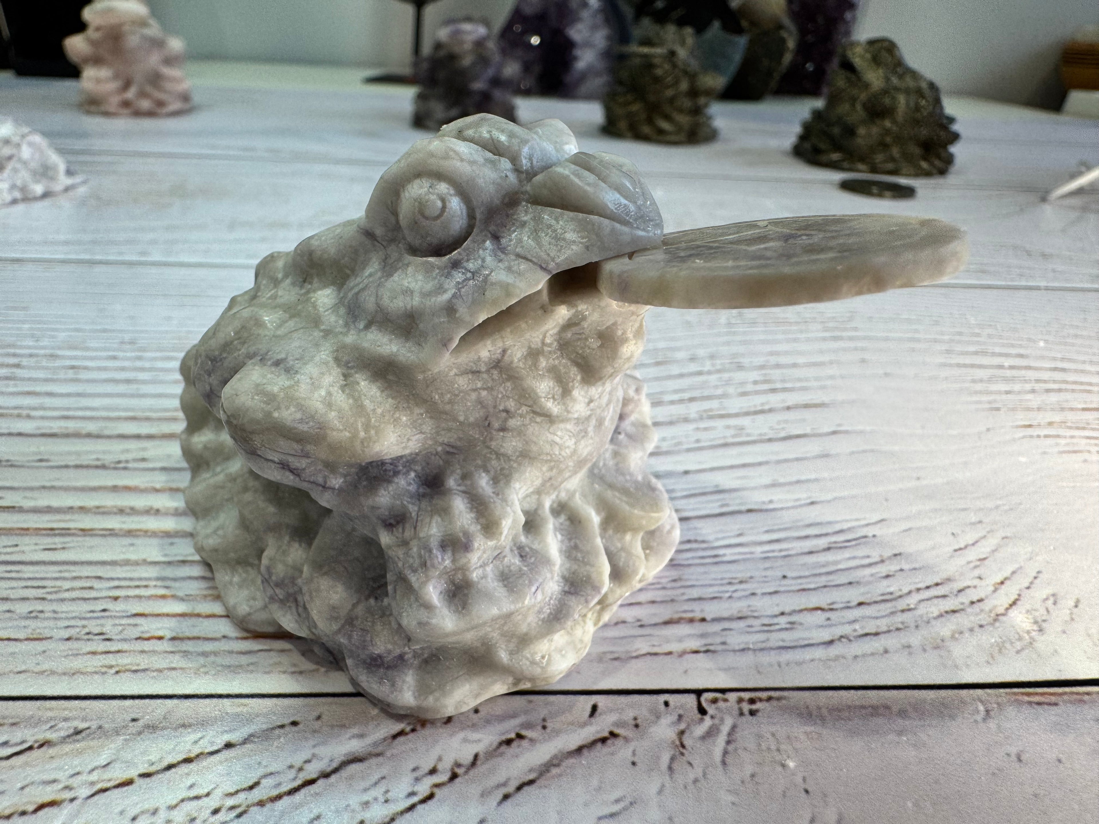 Crystal Money Toad Carving – Feng Shui Three Legged Toad – Purple Howlite – Wealth & Prosperity Crystal