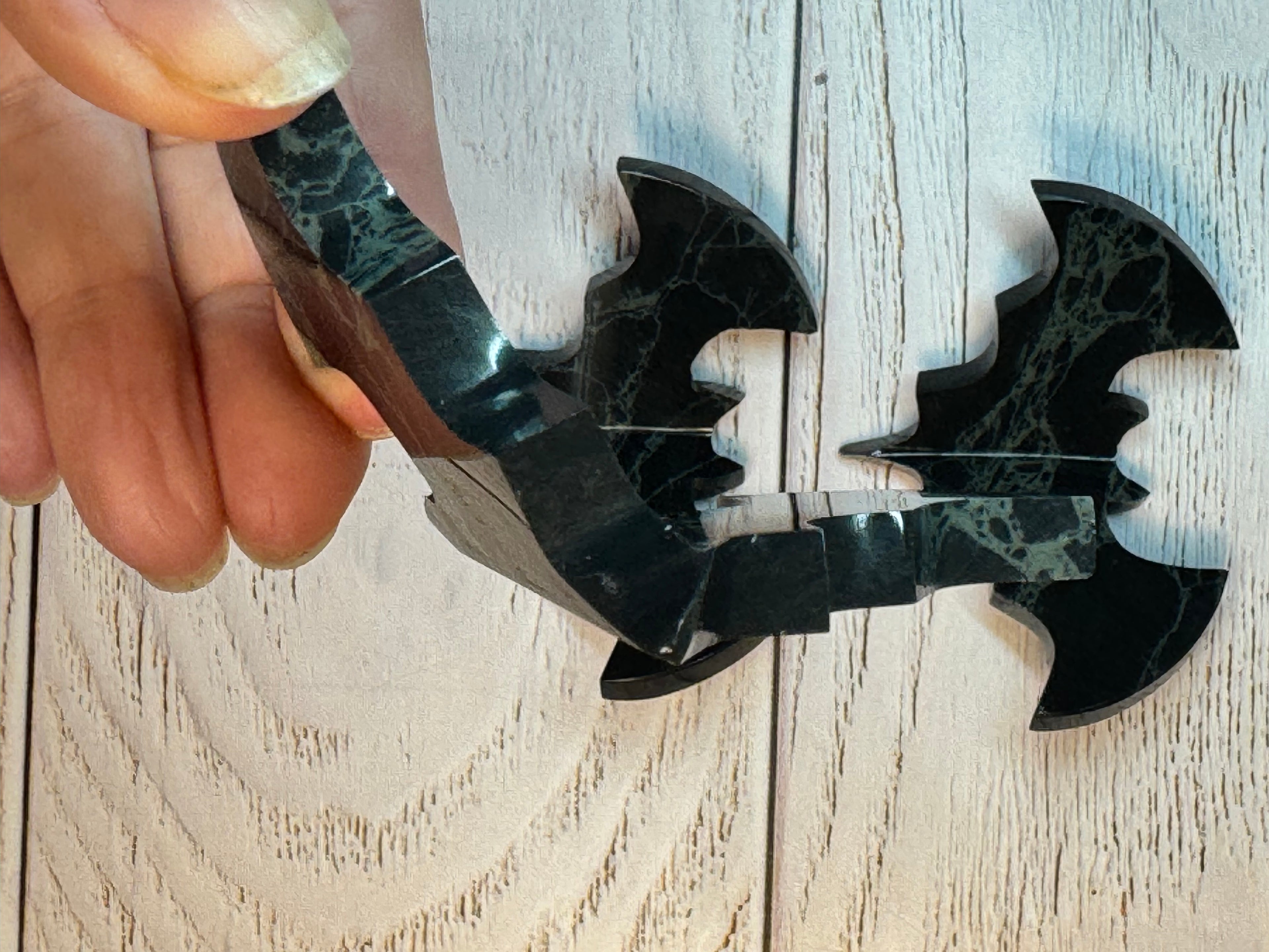 spiderweb Obsidian 3D Bat – Polished Grounding Crystal for Protection, Stability & Emotional Clarity