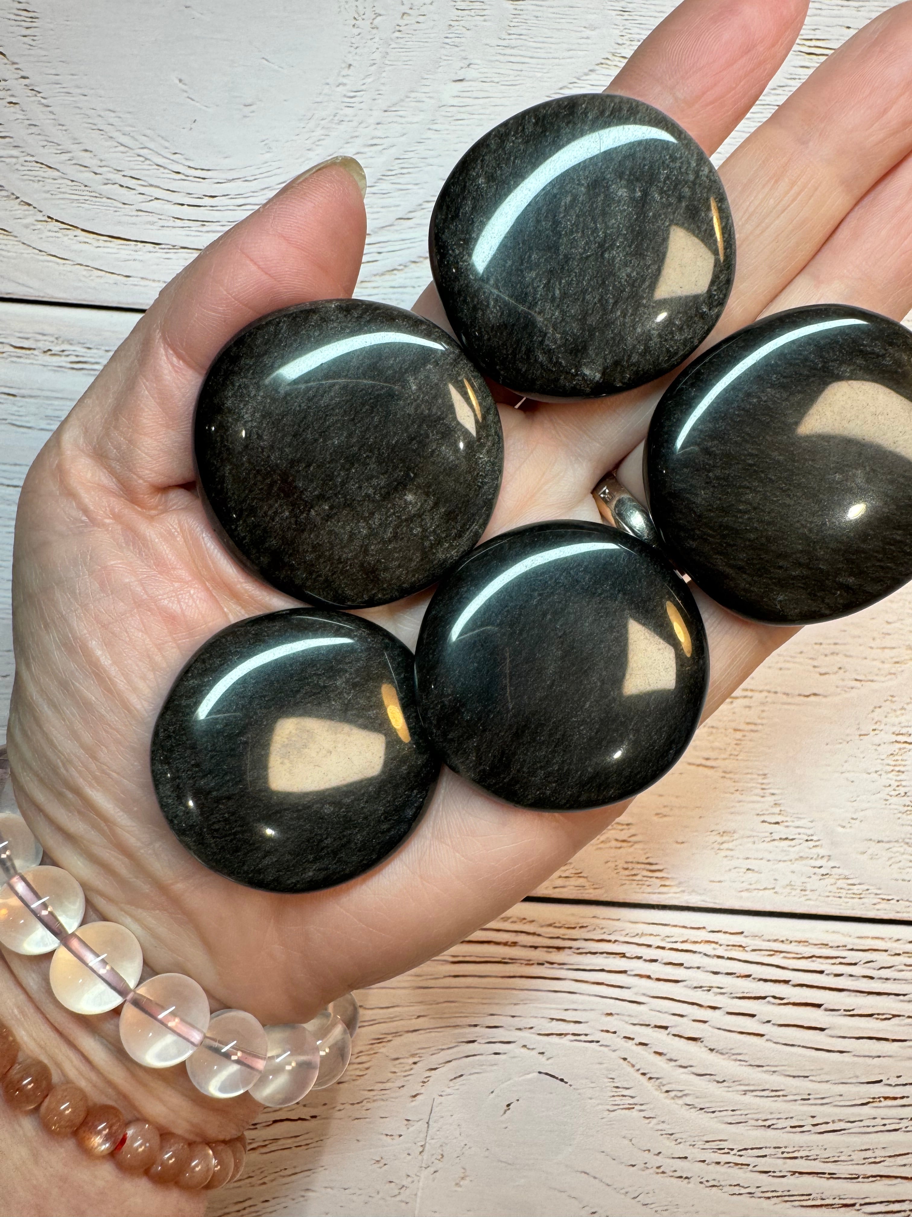 Sliver Sheen Obsidian palm stone – Polished Grounding Crystal for Protection, Stability & Emotional Clarity