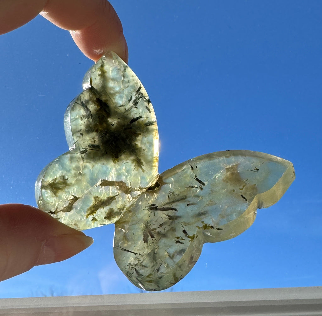 Prehnite Butterfly Carving – Handcrafted Nature Décor | Natural Obsidian Sculpture |