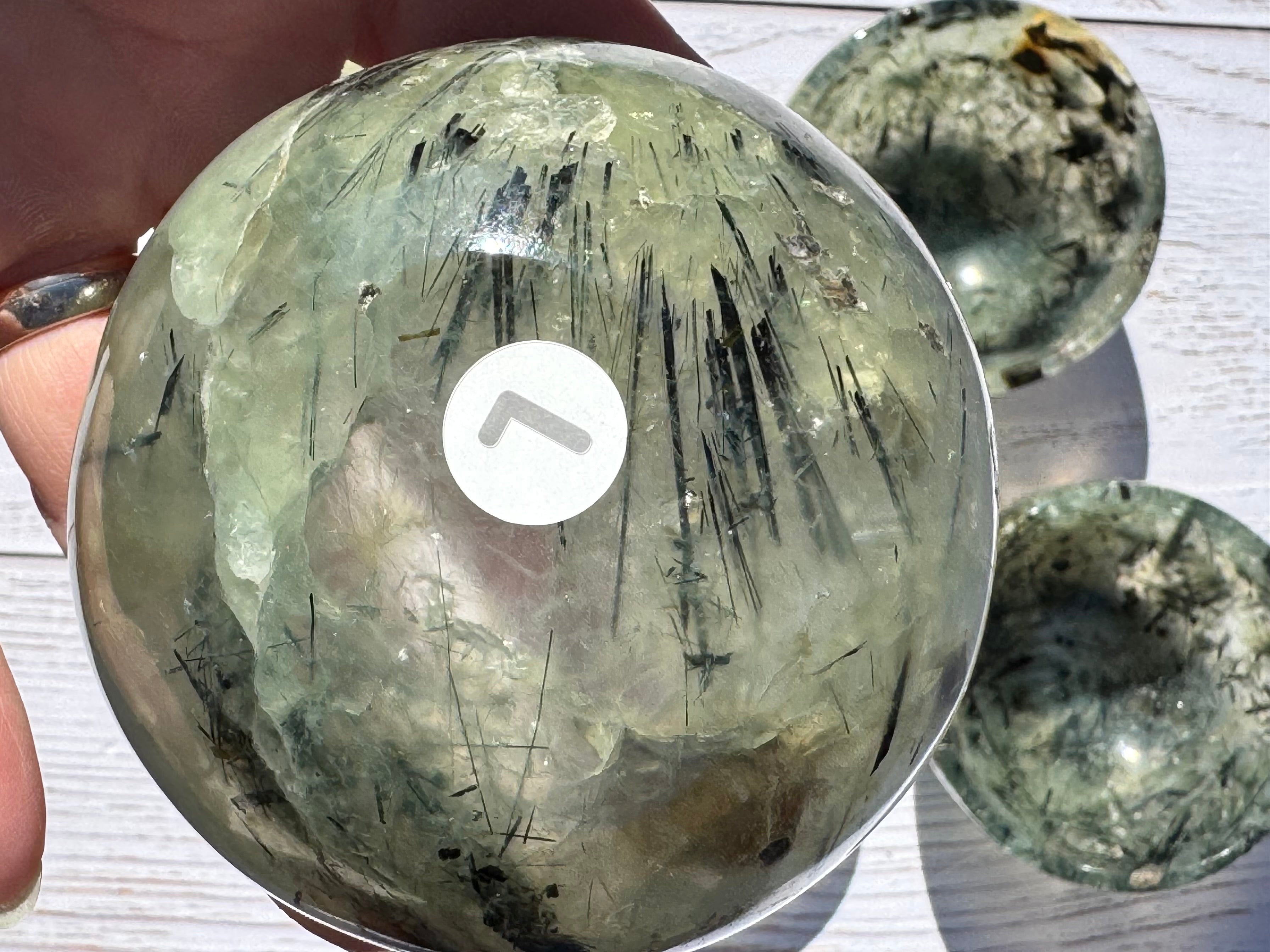 Prehnite 3inch bowl – Handcrafted Nature Décor | Natural crystal Sculpture | (Copy)