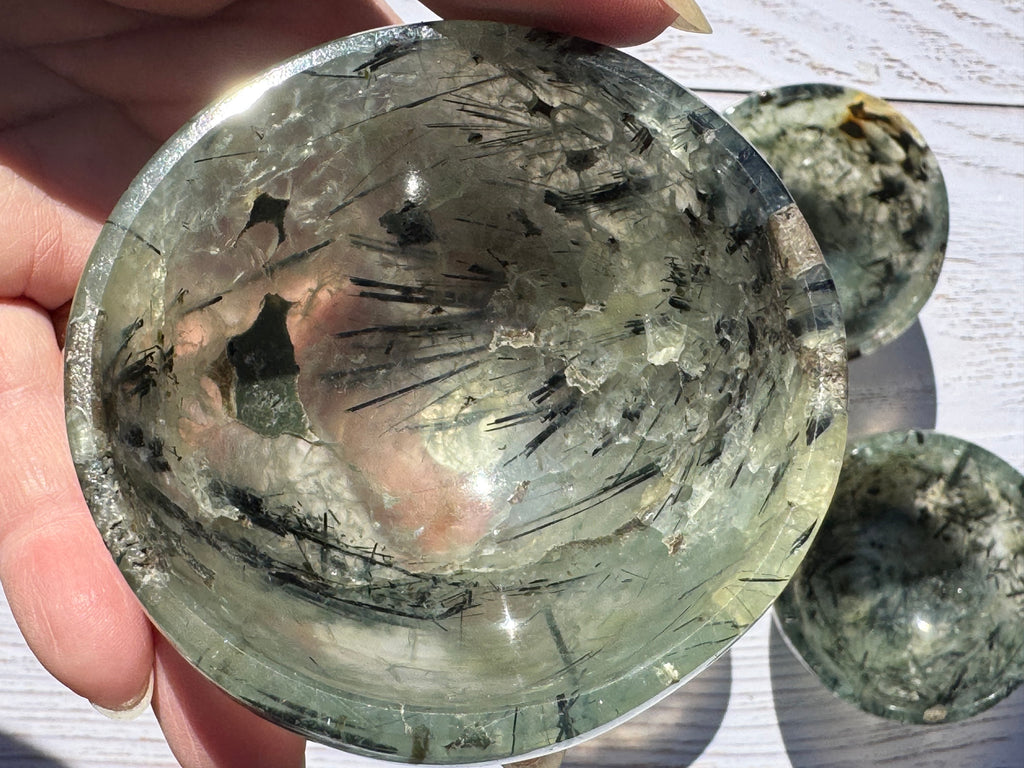 Prehnite 3inch bowl – Handcrafted Nature Décor | Natural crystal Sculpture | (Copy)