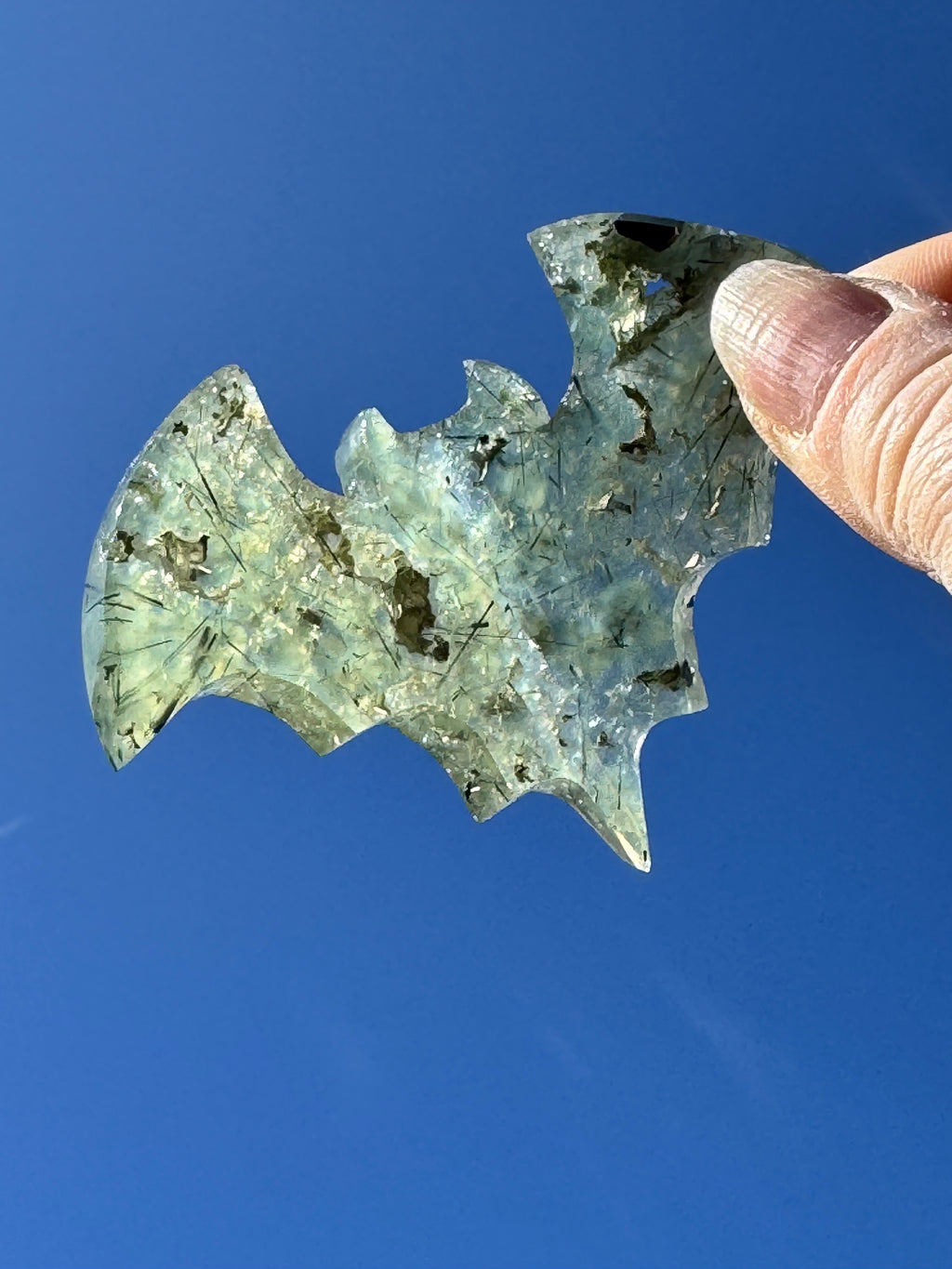 Prehnite Bat Carving – Handcrafted Nature Décor | Natural crystal Sculpture |