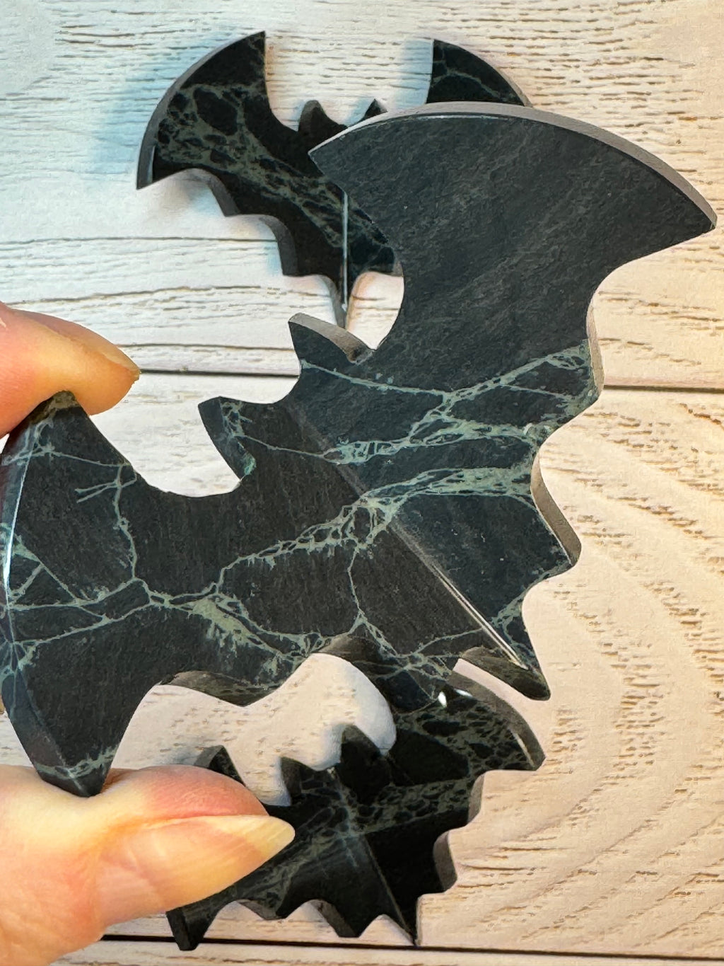 spiderweb Obsidian 3D Bat – Polished Grounding Crystal for Protection, Stability & Emotional Clarity