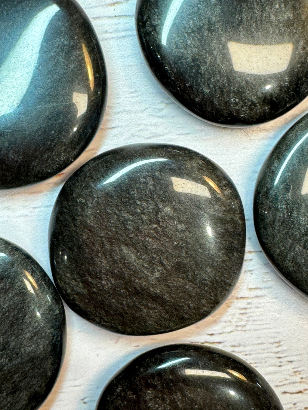 Sliver Sheen Obsidian palm stone – Polished Grounding Crystal for Protection, Stability & Emotional Clarity