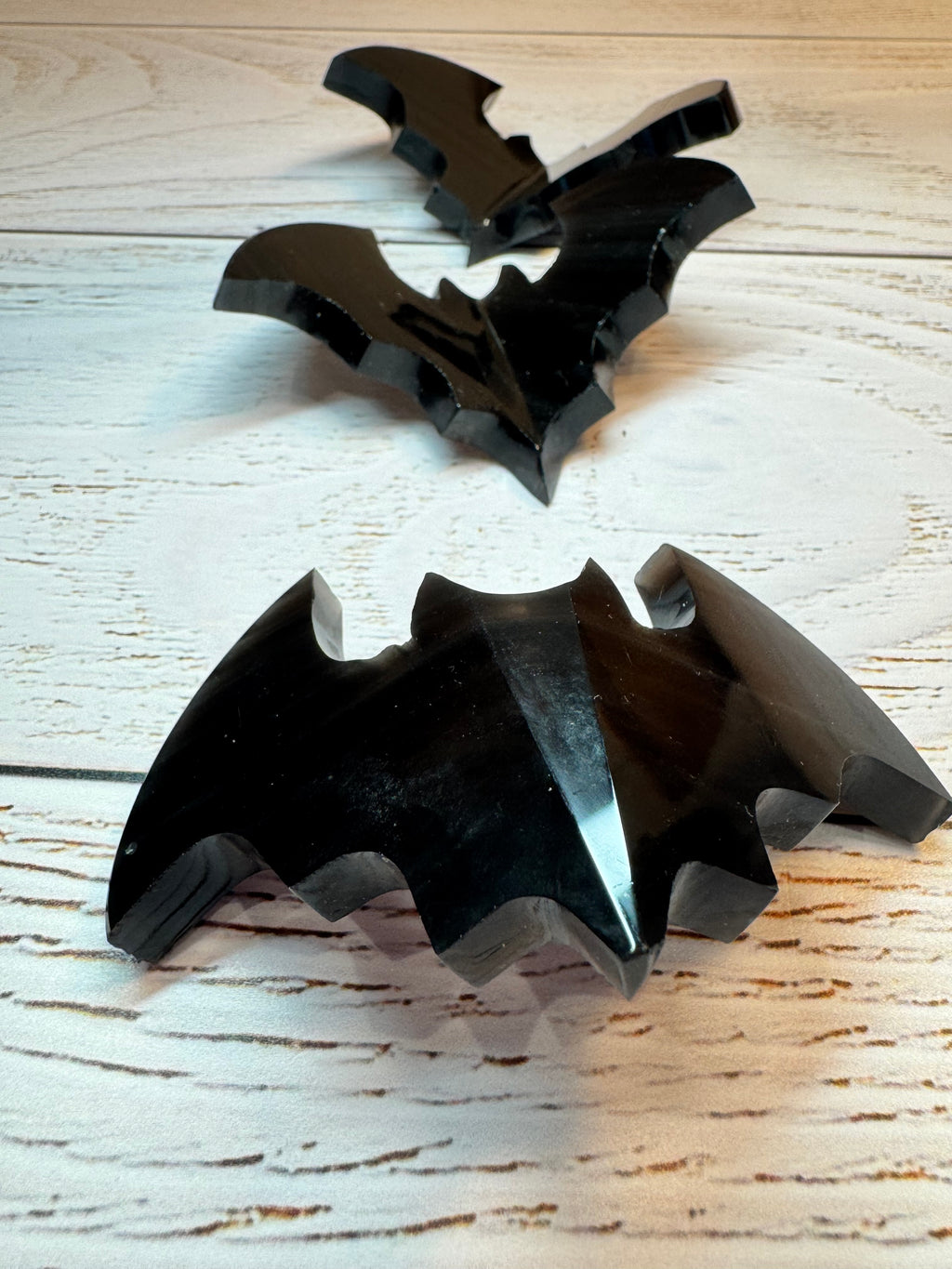 Midnight Lace Obsidian Bat Carving – Handcrafted Gothic Décor | Natural Obsidian Sculpture | Dark Academia | Halloween