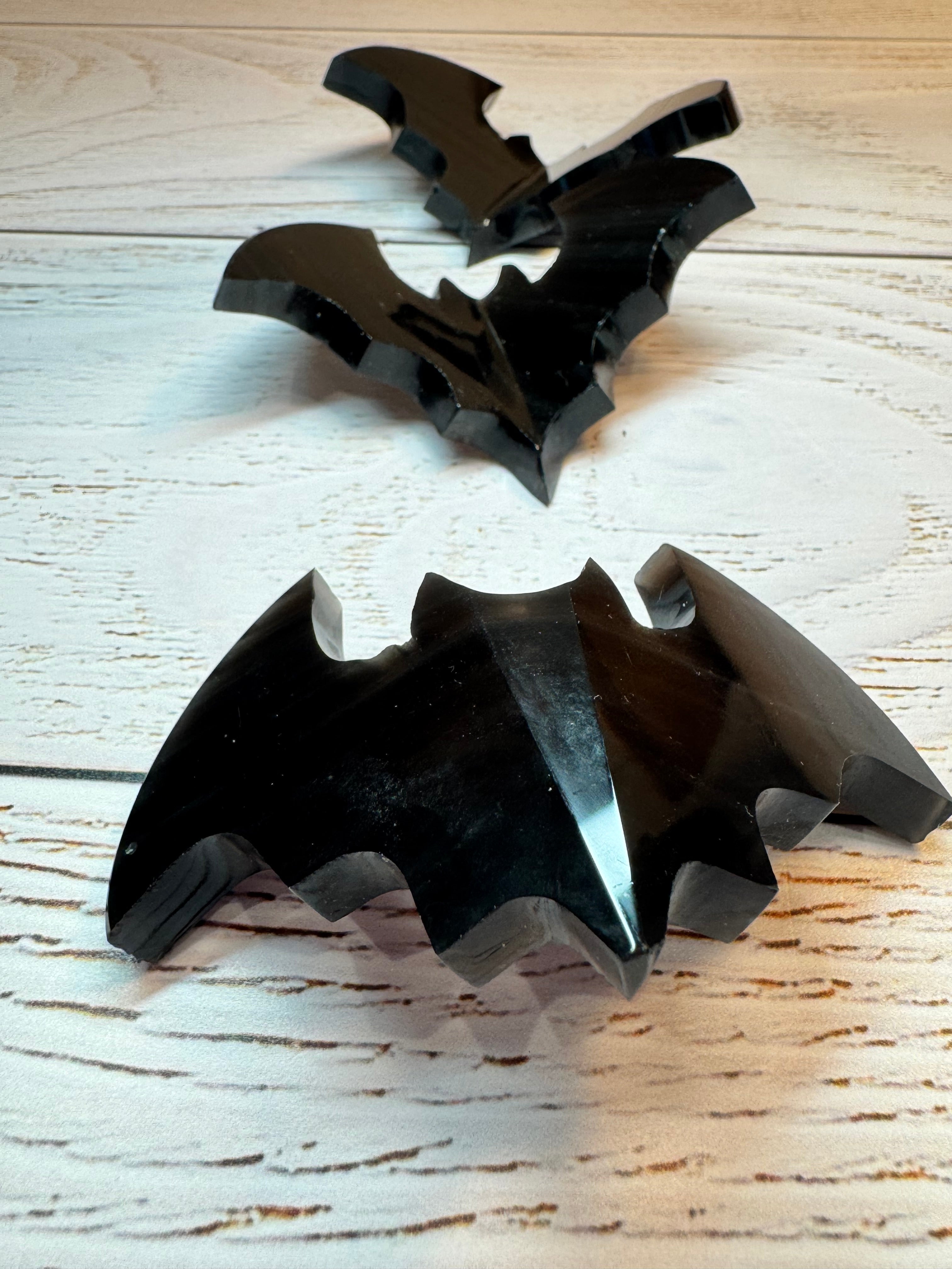 Midnight Lace Obsidian Bat Carving – Handcrafted Gothic Décor | Natural Obsidian Sculpture | Dark Academia | Halloween