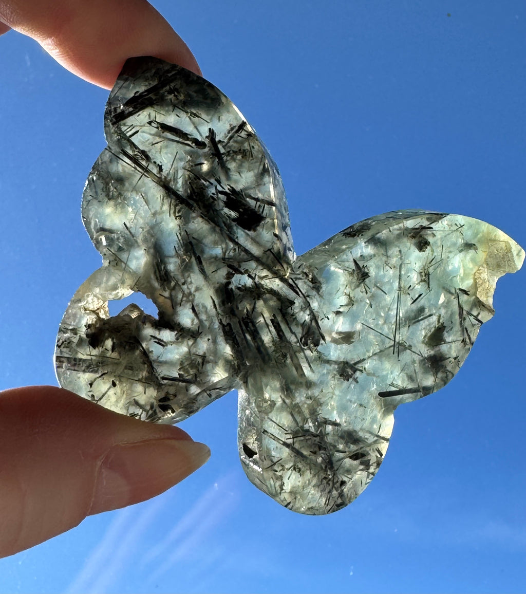 Prehnite Butterfly Carving – Handcrafted Nature Décor | Natural Obsidian Sculpture |