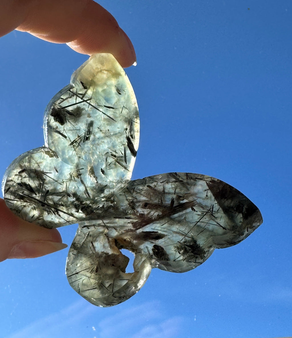 Prehnite Butterfly Carving – Handcrafted Nature Décor | Natural Obsidian Sculpture |