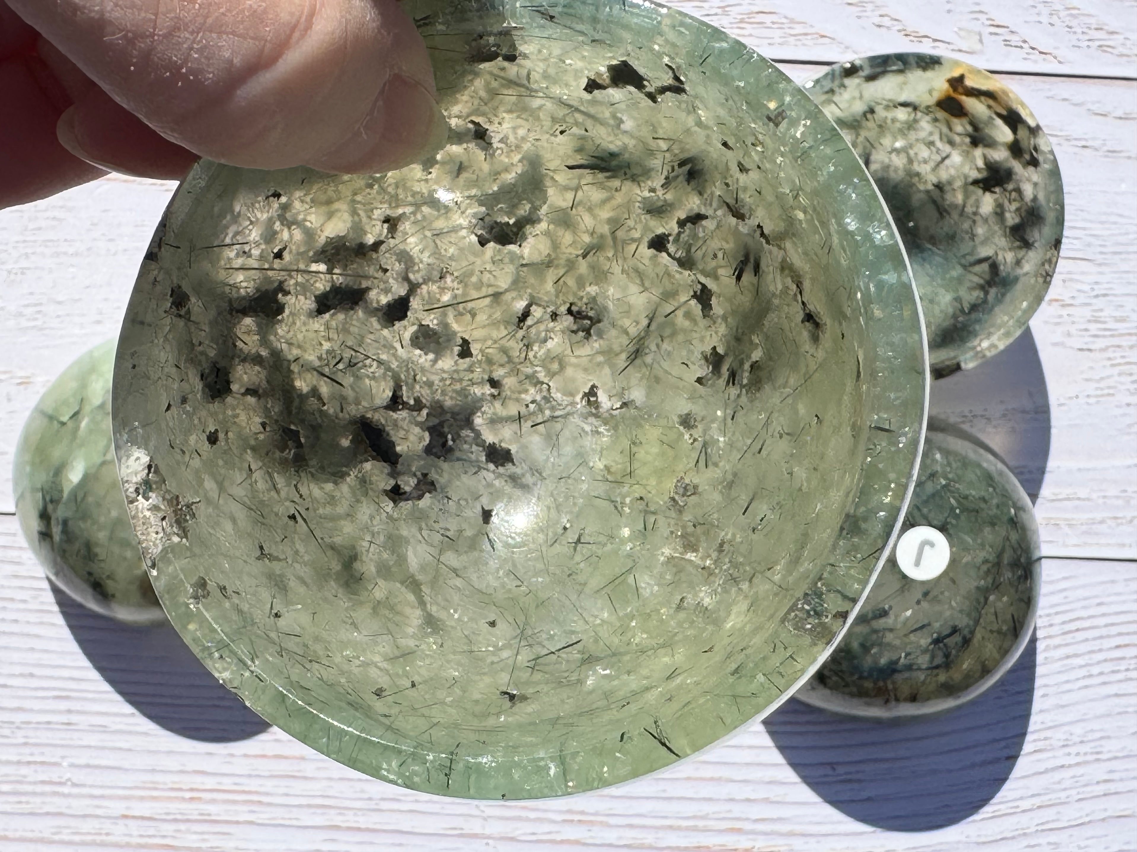 Prehnite 3inch bowl – Handcrafted Nature Décor | Natural crystal Sculpture | (Copy)