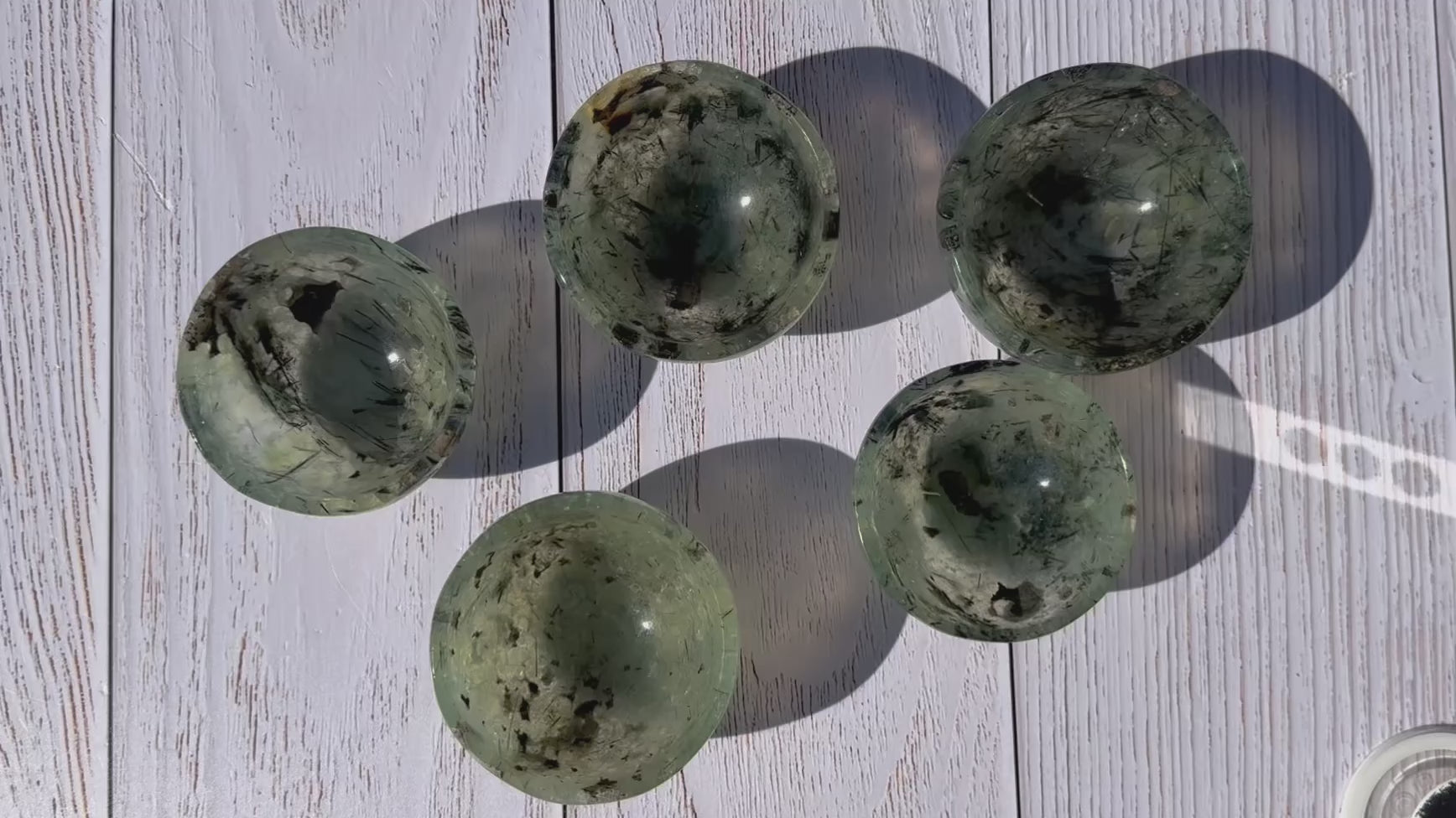 Prehnite 3inch bowl – Handcrafted Nature Décor | Natural crystal Sculpture | (Copy)