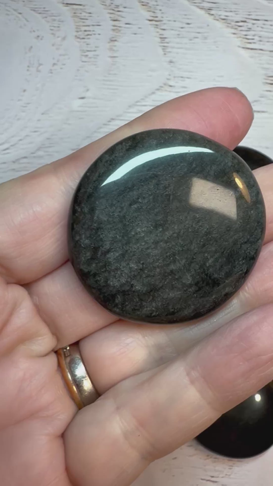 Sliver Sheen Obsidian palm stone – Polished Grounding Crystal for Protection, Stability & Emotional Clarity